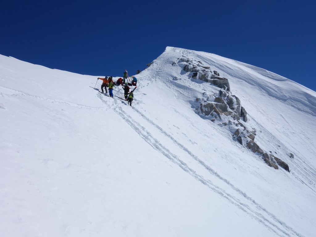 Preparing for the descent (photo credit: A. Bayol)